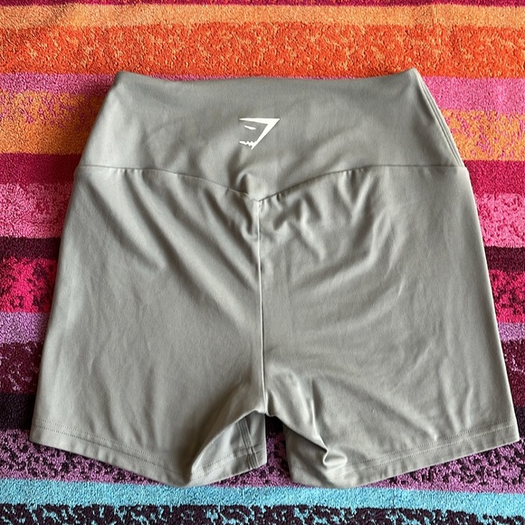 ⭐️host Pick- GymShark Seamless Athletic Shorts - Picture 2 of 3